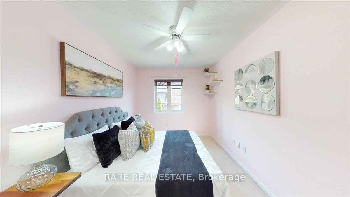 Photo 17 of 1825 Hobson Drive, Burlington, Uptown — HOMEH