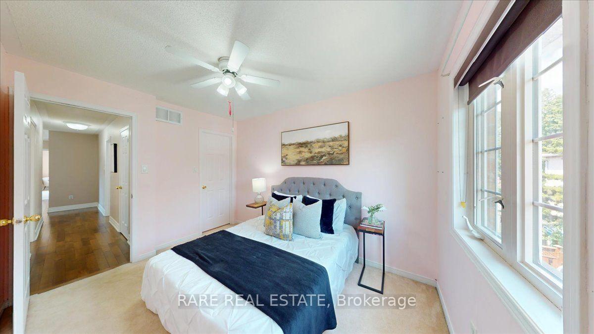 Photo 19 of 1825 Hobson Drive, Burlington, Uptown — HOMEH