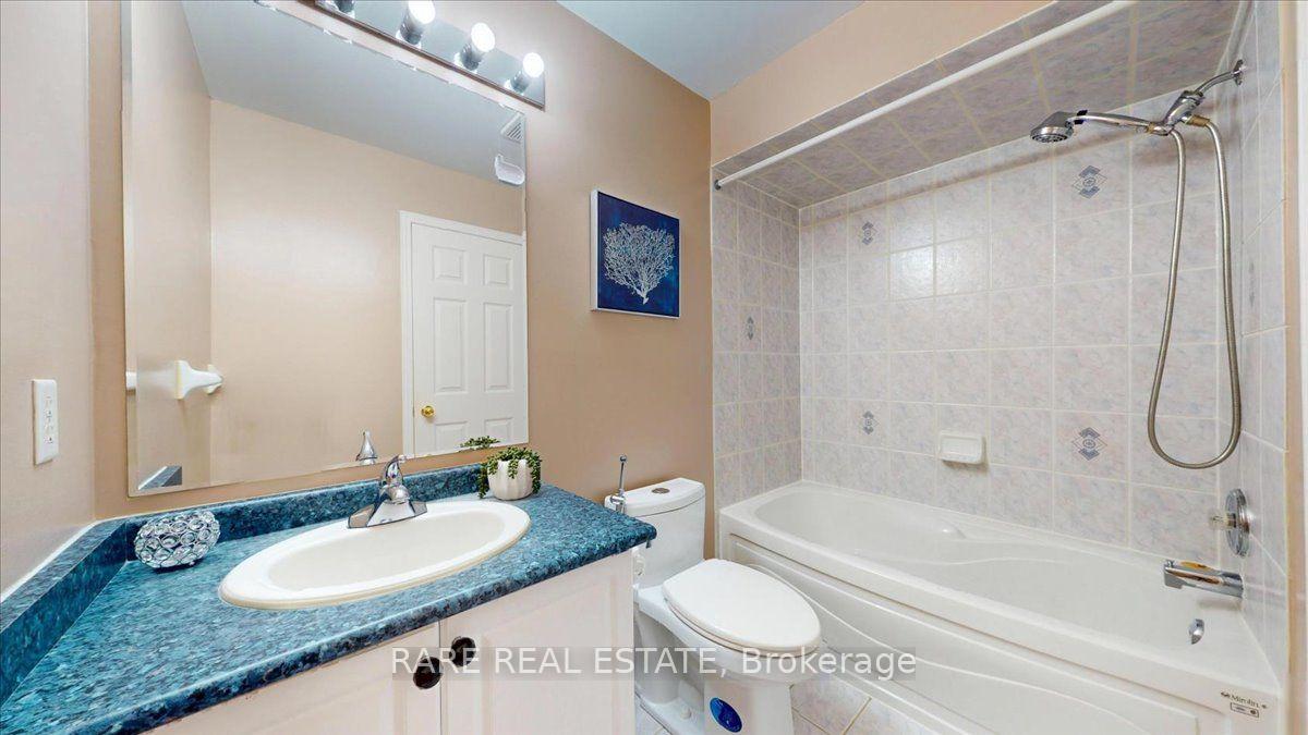 Photo 24 of 1825 Hobson Drive, Burlington, Uptown — HOMEH