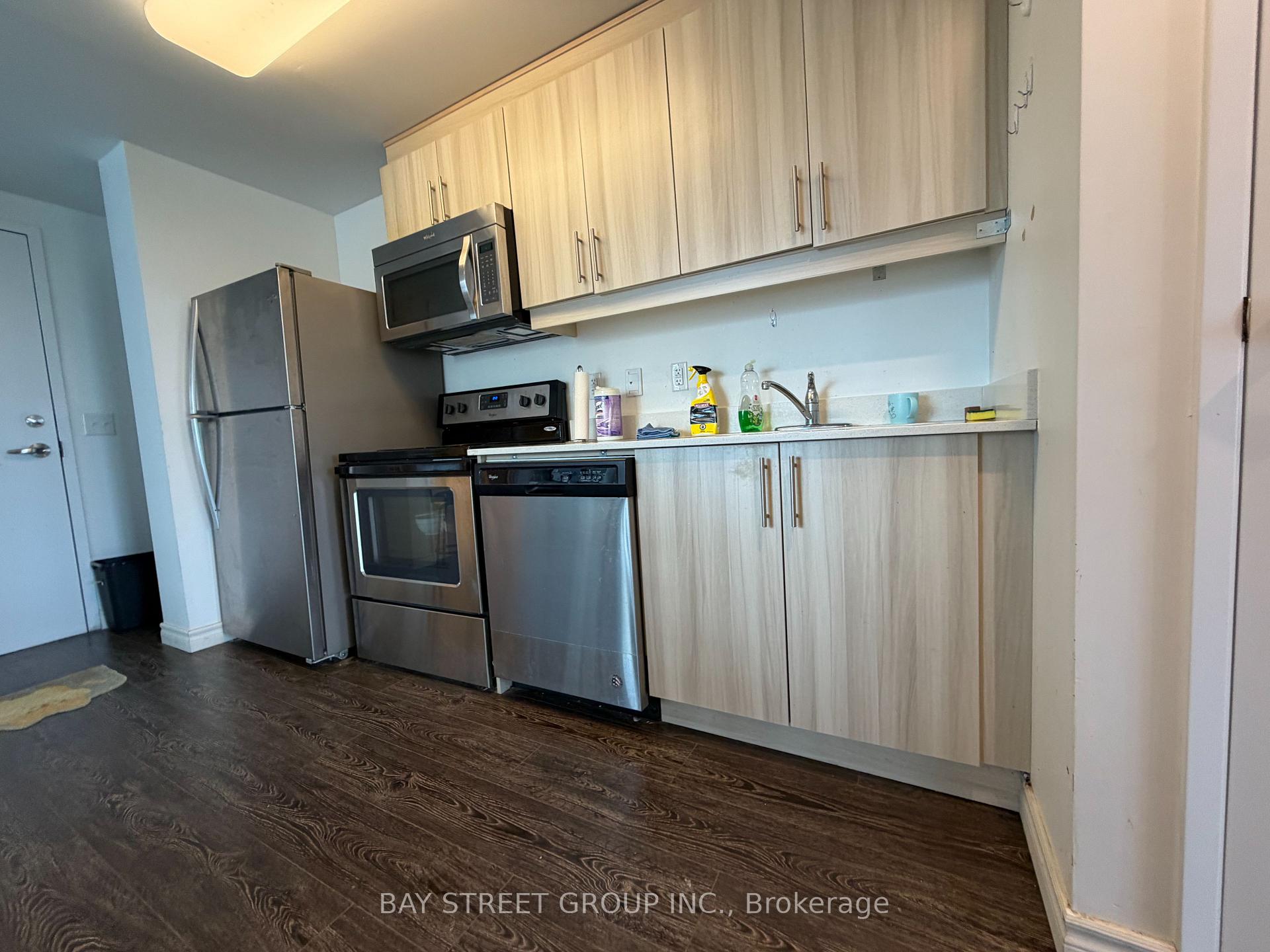 Front of Unit 1101, 158 King Street N