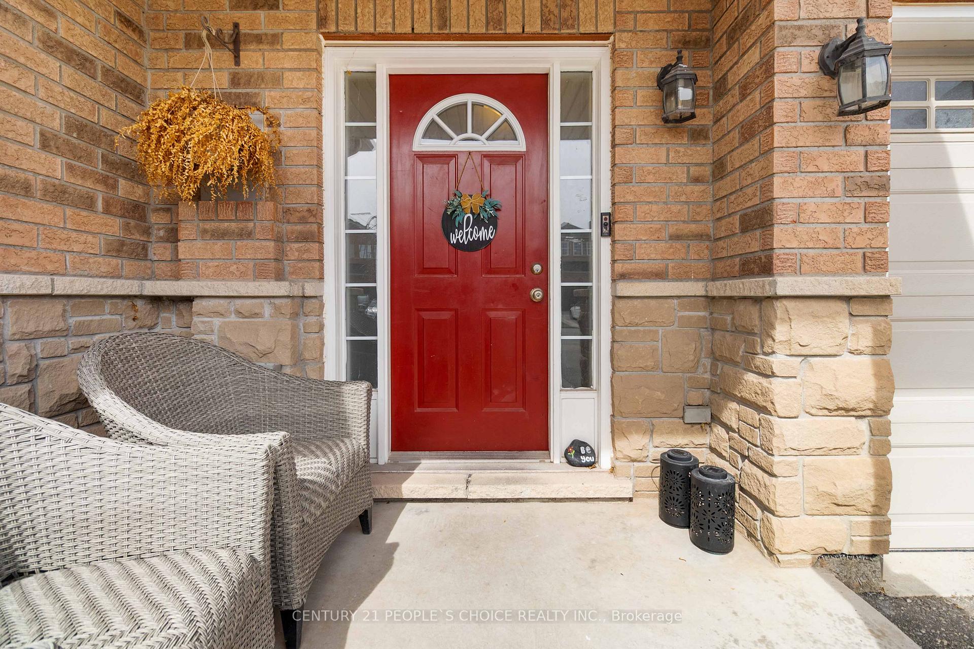 Photo 2 of 2145 Redstone Crescent, Oakville, Westmount — HOMEH
