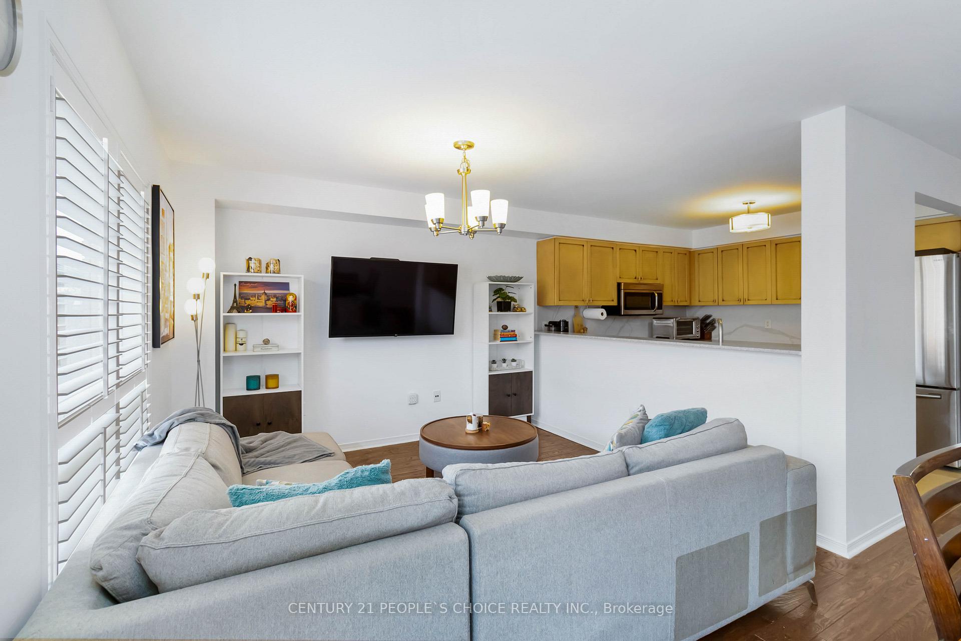 Photo 10 of 2145 Redstone Crescent, Oakville, Westmount — HOMEH