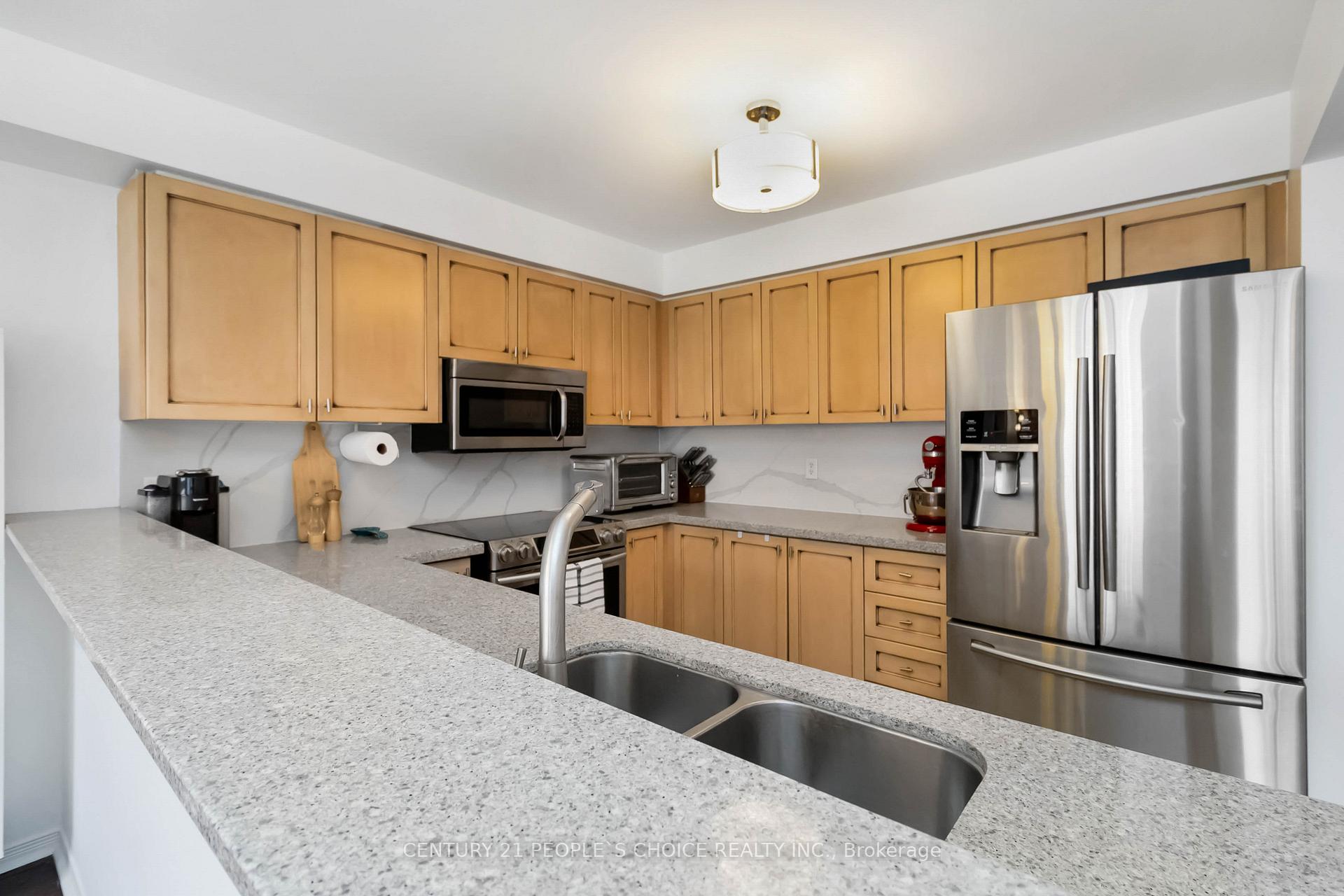 Photo 20 of 2145 Redstone Crescent, Oakville, Westmount — HOMEH