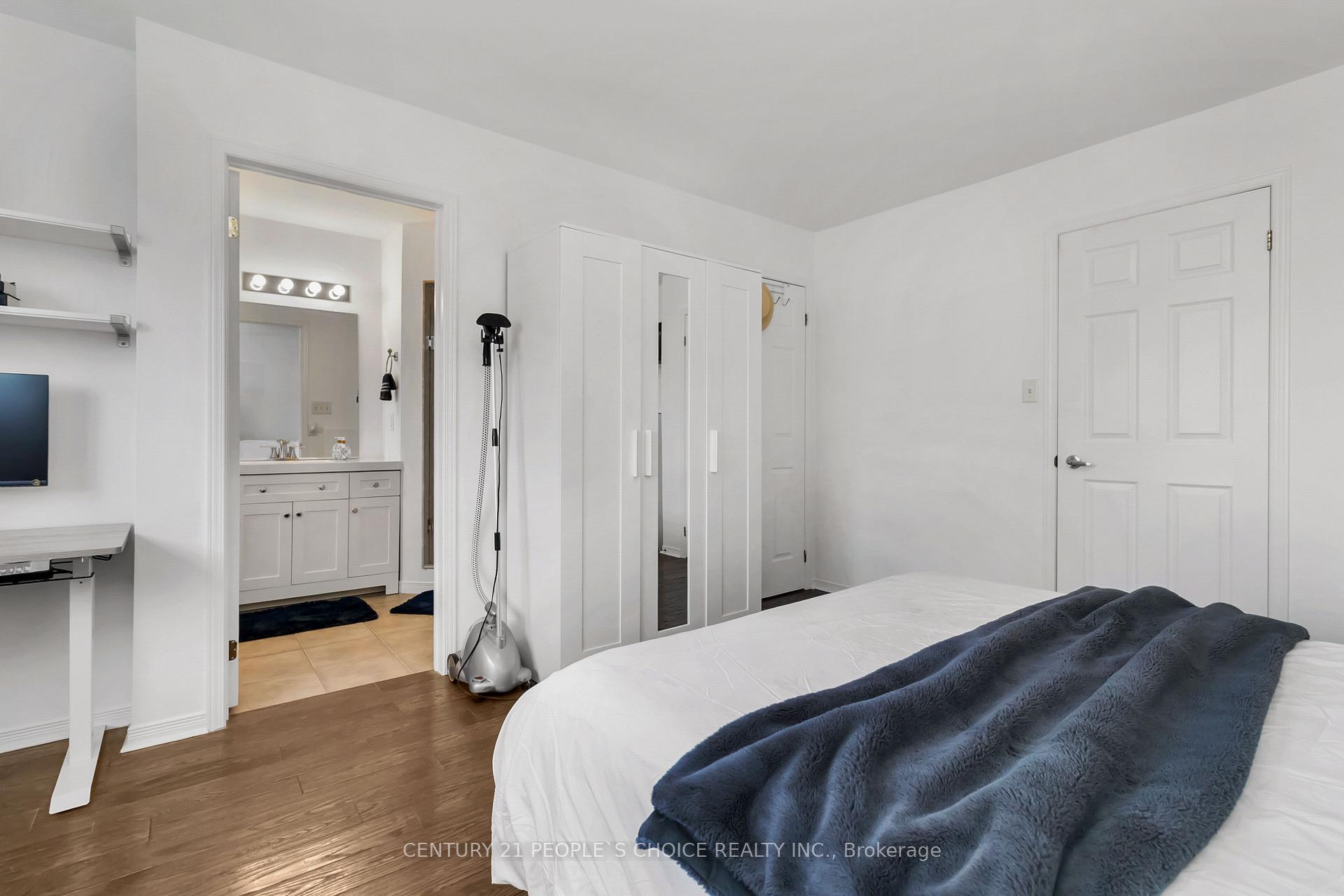 Photo 29 of 2145 Redstone Crescent, Oakville, Westmount — HOMEH