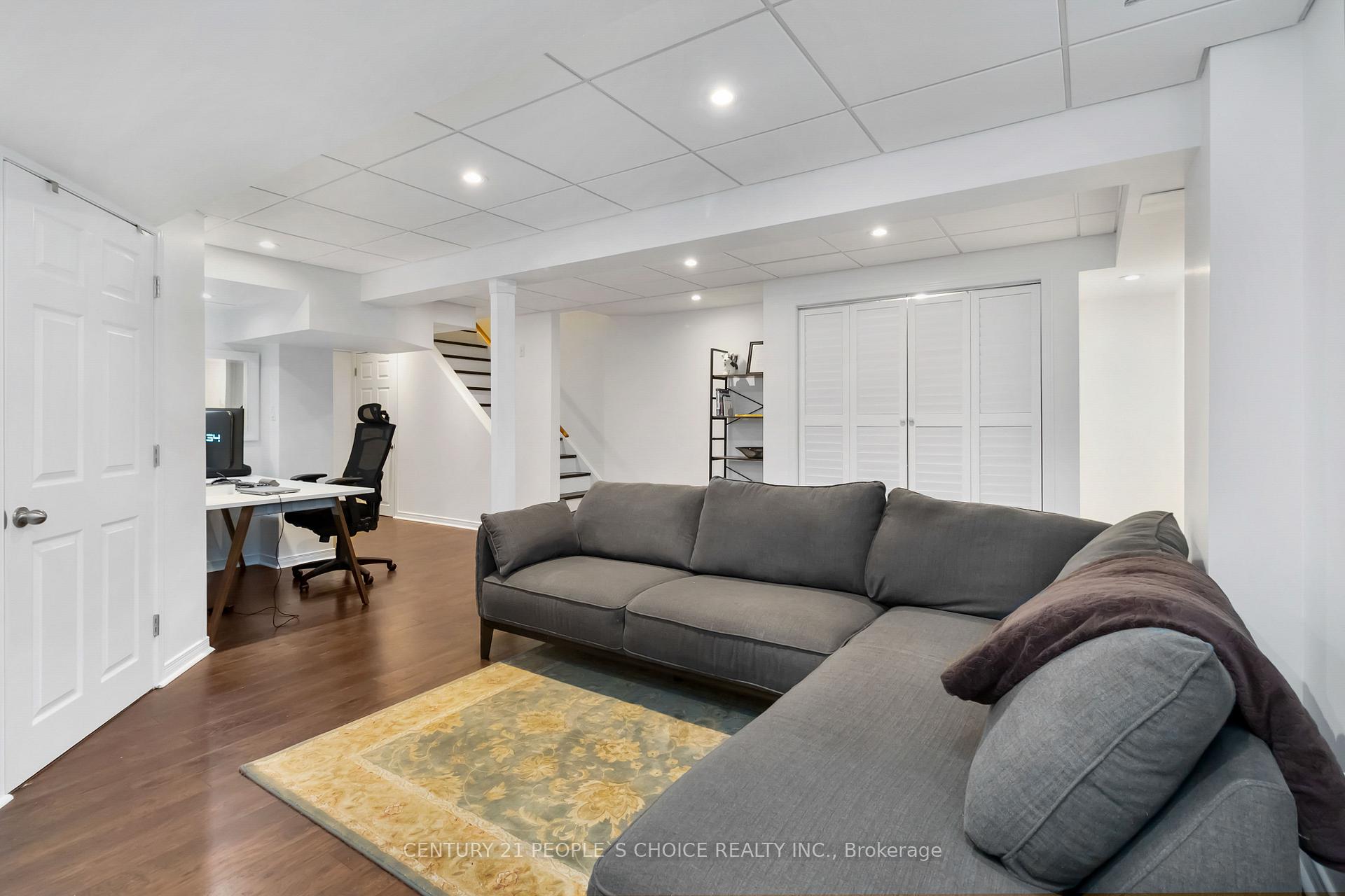 Photo 31 of 2145 Redstone Crescent, Oakville, Westmount — HOMEH