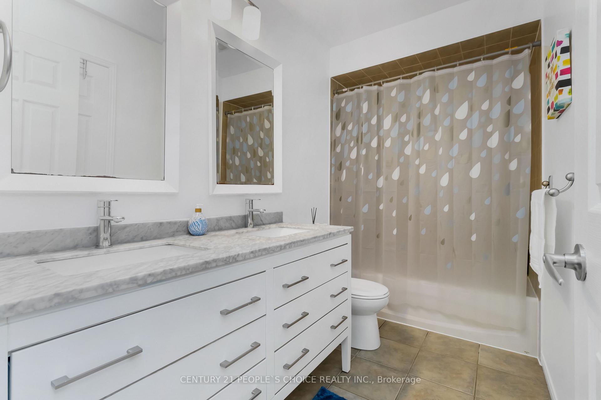 Photo 39 of 2145 Redstone Crescent, Oakville, Westmount — HOMEH