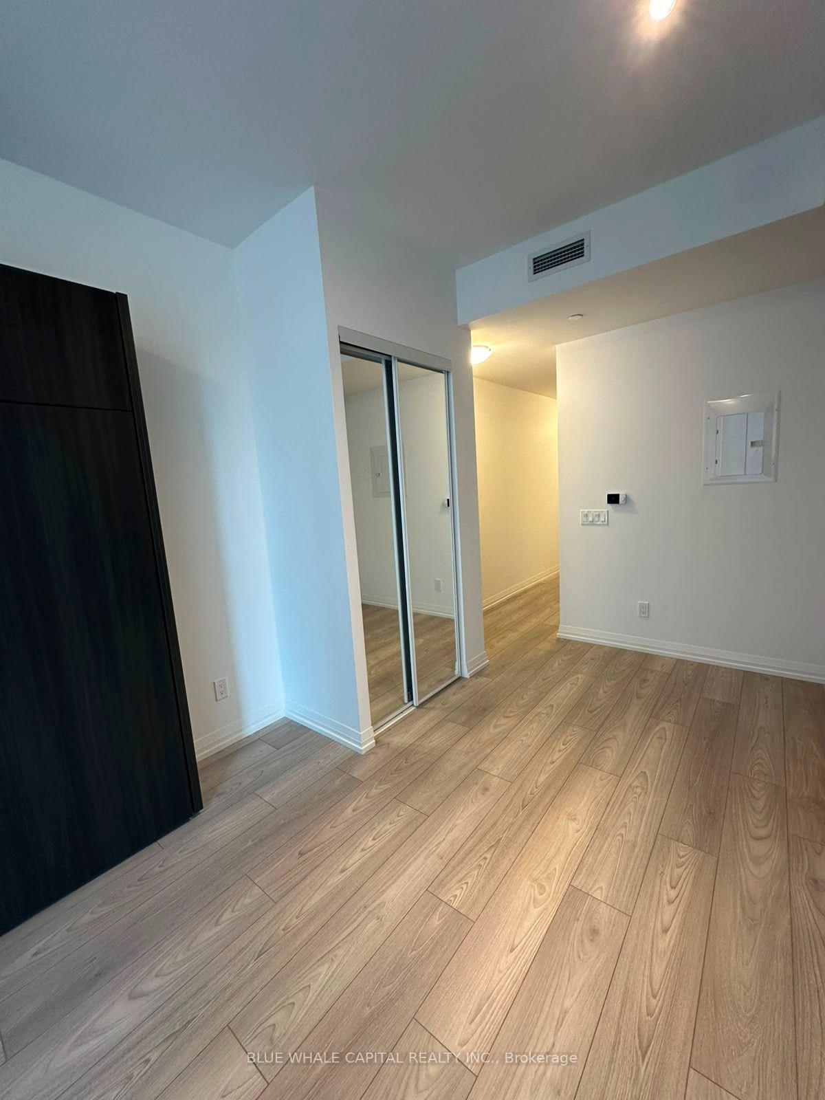 Photo 8 of Unit 2026, 400 King Street W, Toronto, Waterfront Communities — HOMEH
