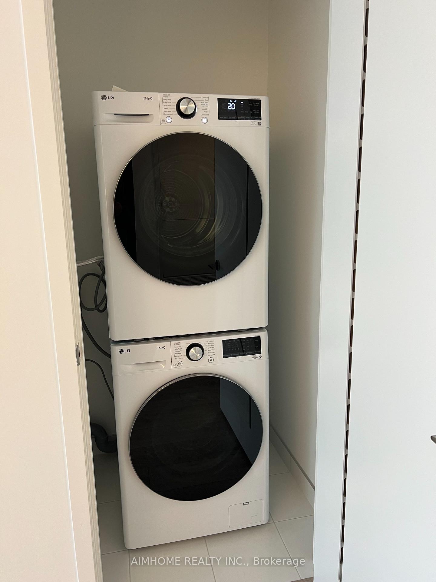 Photo 8 of Unit 1302, 10 Oak Street, Toronto, Regent Park — HOMEH