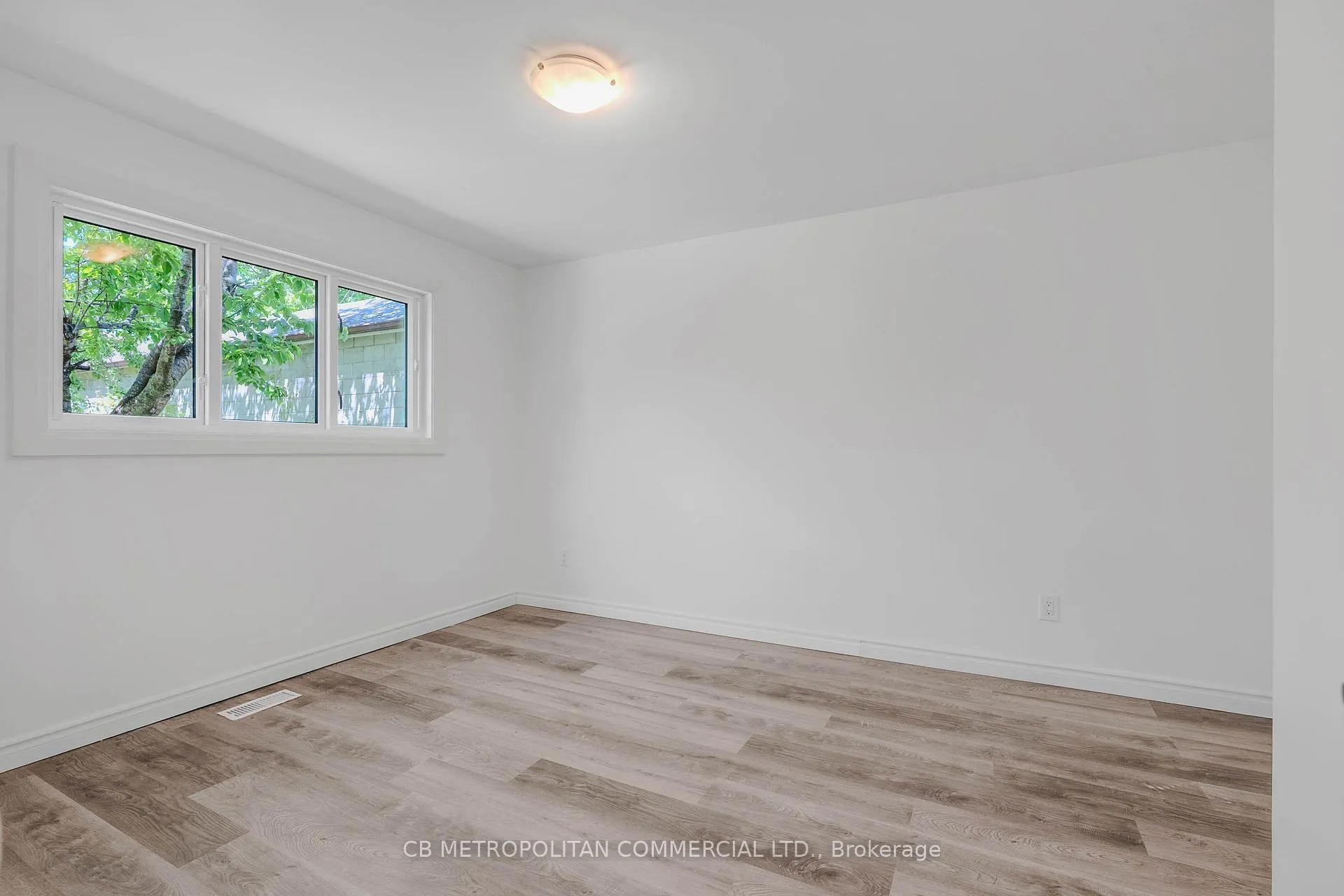 Photo 9 of 110 Marcella Street, Scarborough, Woburn — HOMEH