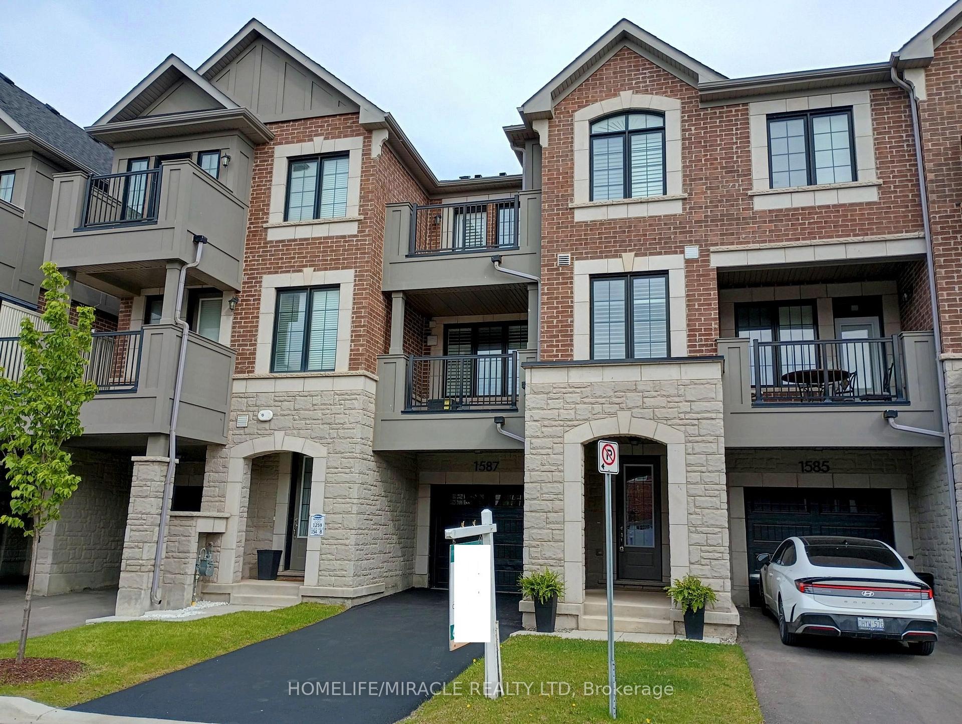 Photo 3 of 1587 Moira Crescent, Milton, Bowes — HOMEH