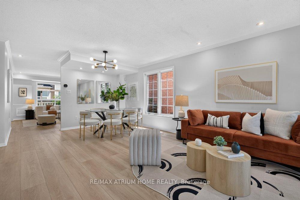 Photo 3 of 2293 Oakhaven Drive, Oakville, West Oak Trails — HOMEH