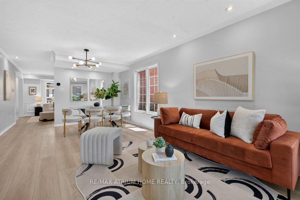 Photo 9 of 2293 Oakhaven Drive, Oakville, West Oak Trails — HOMEH