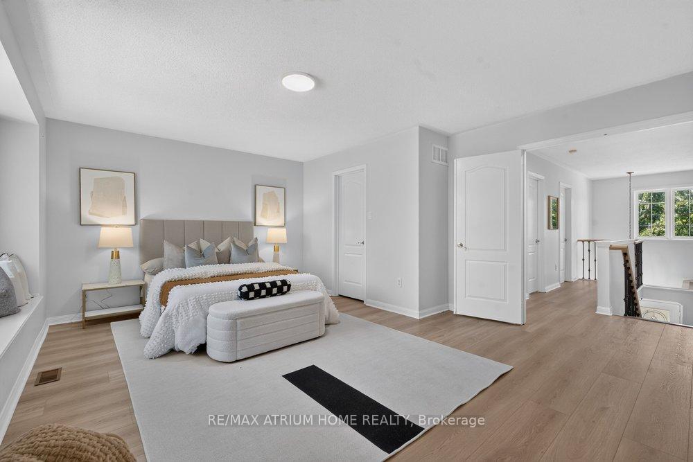 Photo 33 of 2293 Oakhaven Drive, Oakville, West Oak Trails — HOMEH