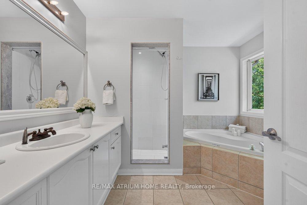 Photo 37 of 2293 Oakhaven Drive, Oakville, West Oak Trails — HOMEH