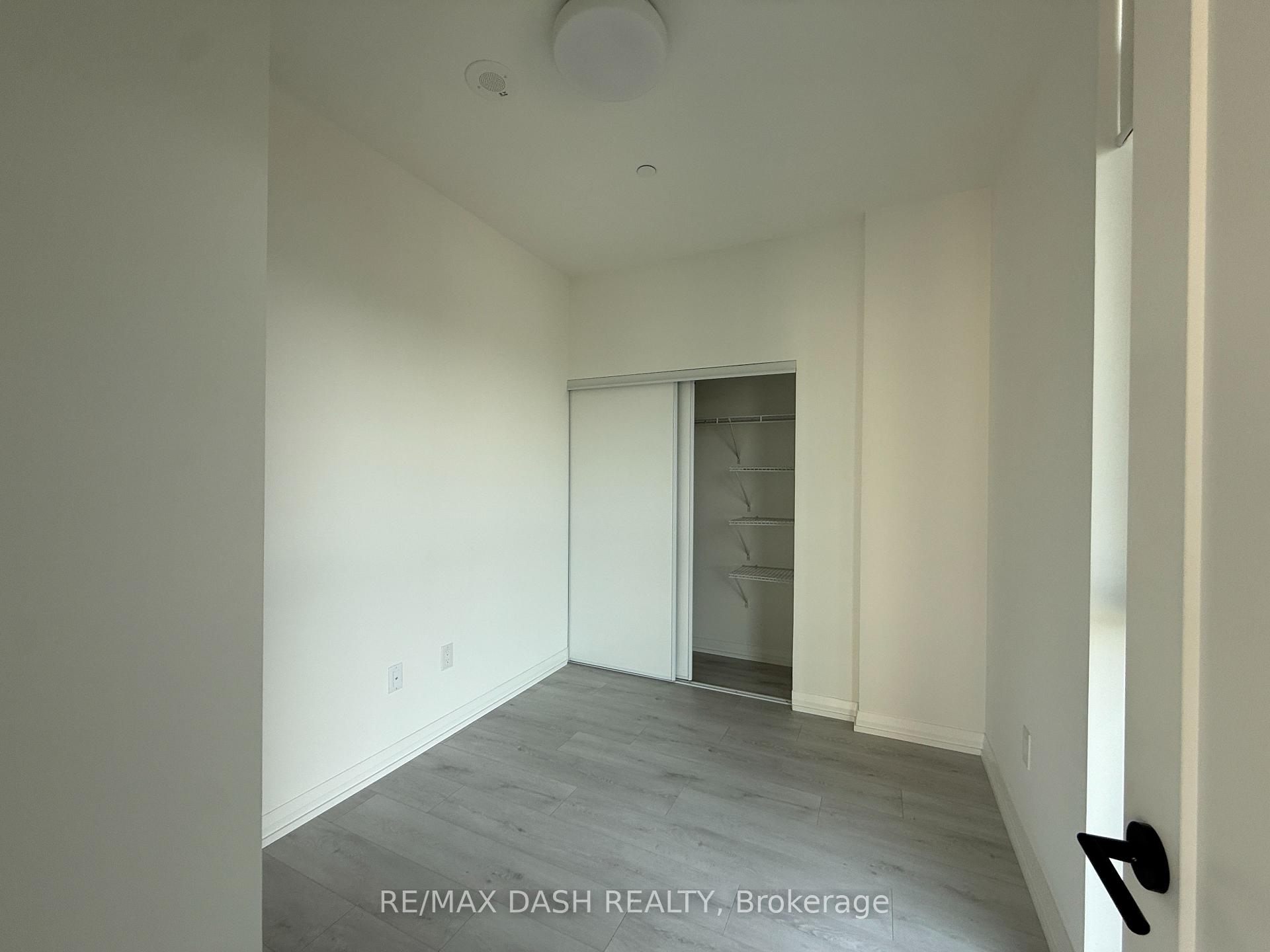 Photo 17 of Unit 901, 280 Dundas Street W, Toronto, University — HOMEH