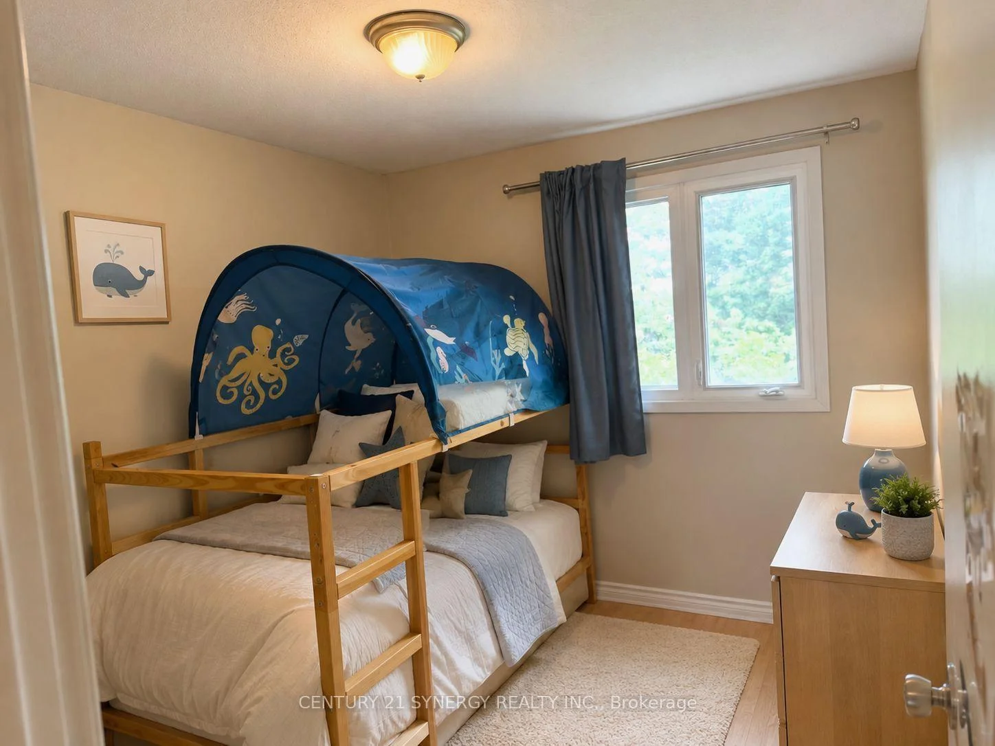 Photo 8 of 2307 Stonehenge Crescent, Ottawa, Pineview — HOMEH