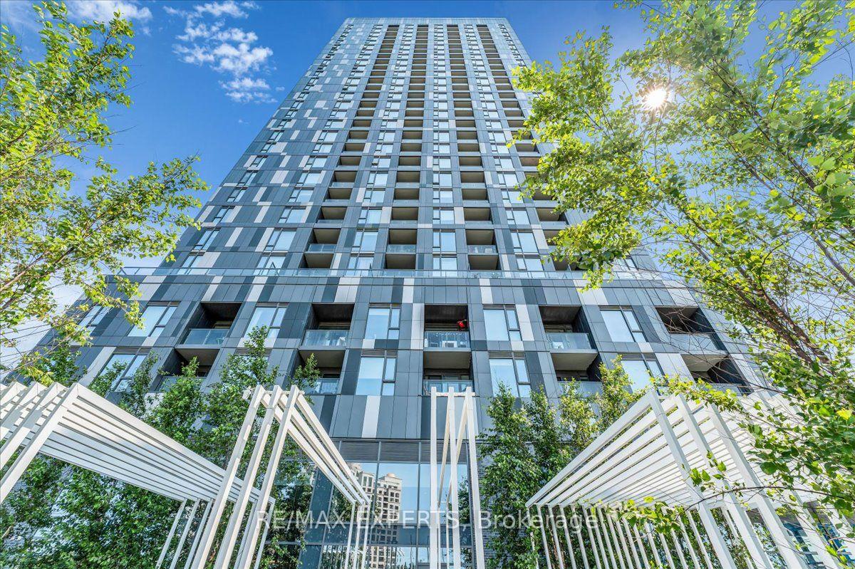 Photo 2 of Unit 828, 498 Caldari Road, Vaughan, Concord — HOMEH