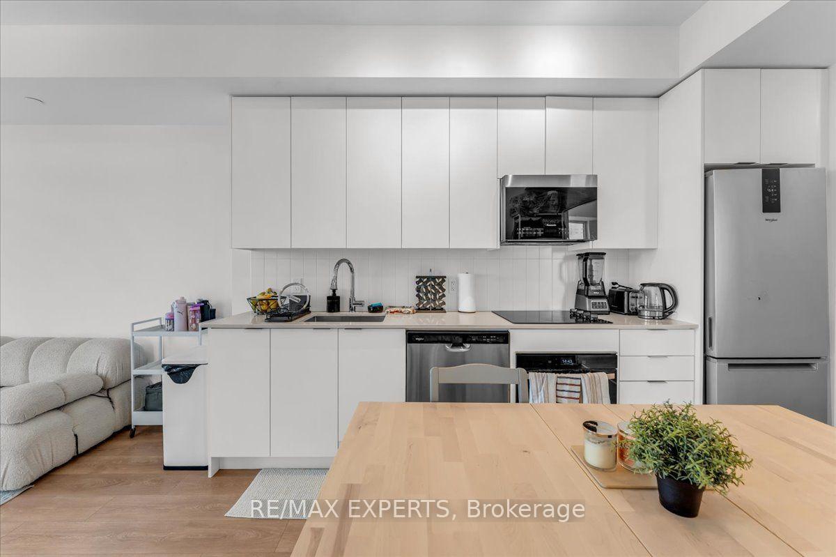 Photo 12 of Unit 828, 498 Caldari Road, Vaughan, Concord — HOMEH