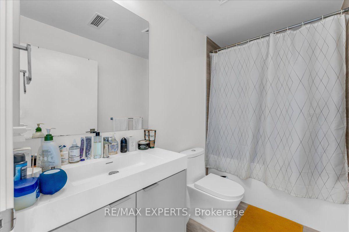 Photo 18 of Unit 828, 498 Caldari Road, Vaughan, Concord — HOMEH