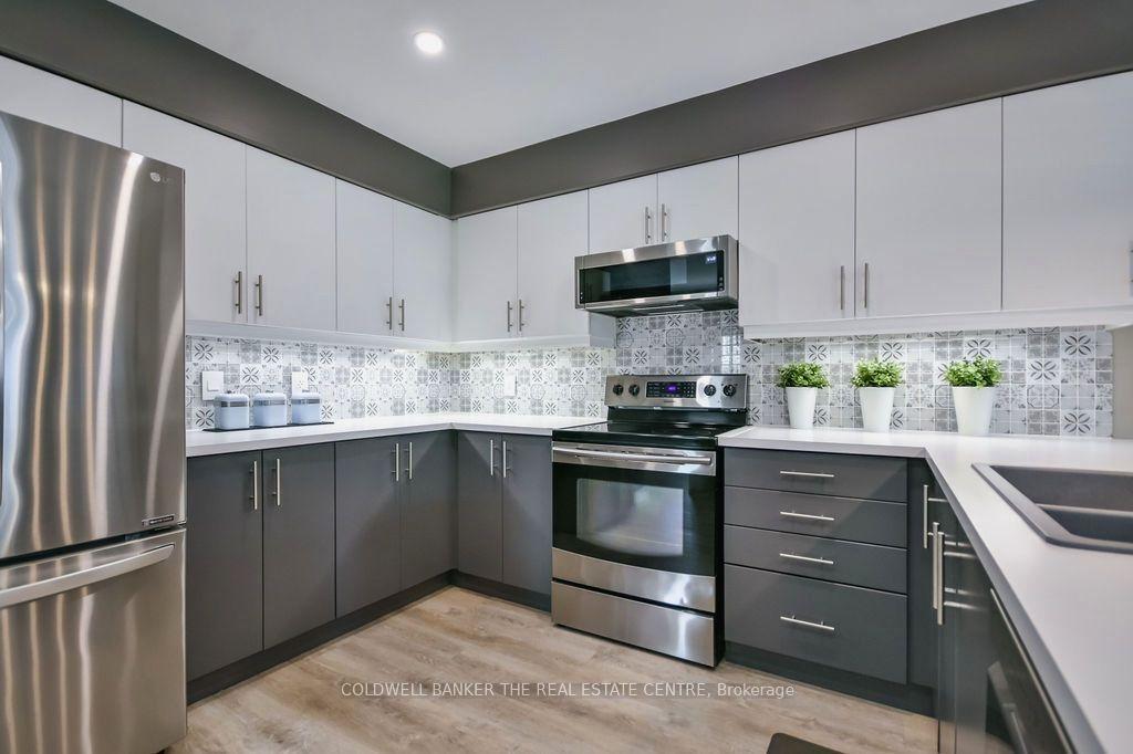 Photo 9 of 37 Pearl Drive, Orillia — HOMEH