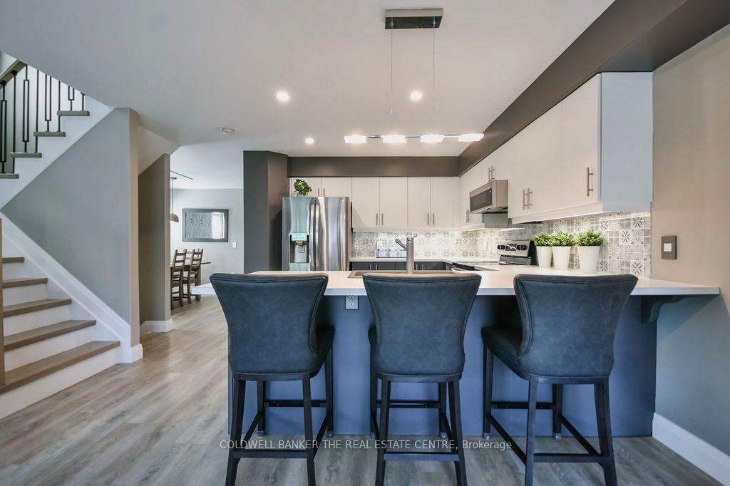 Photo 11 of 37 Pearl Drive, Orillia — HOMEH