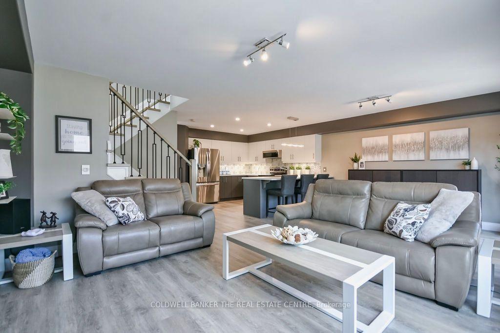 Photo 15 of 37 Pearl Drive, Orillia — HOMEH