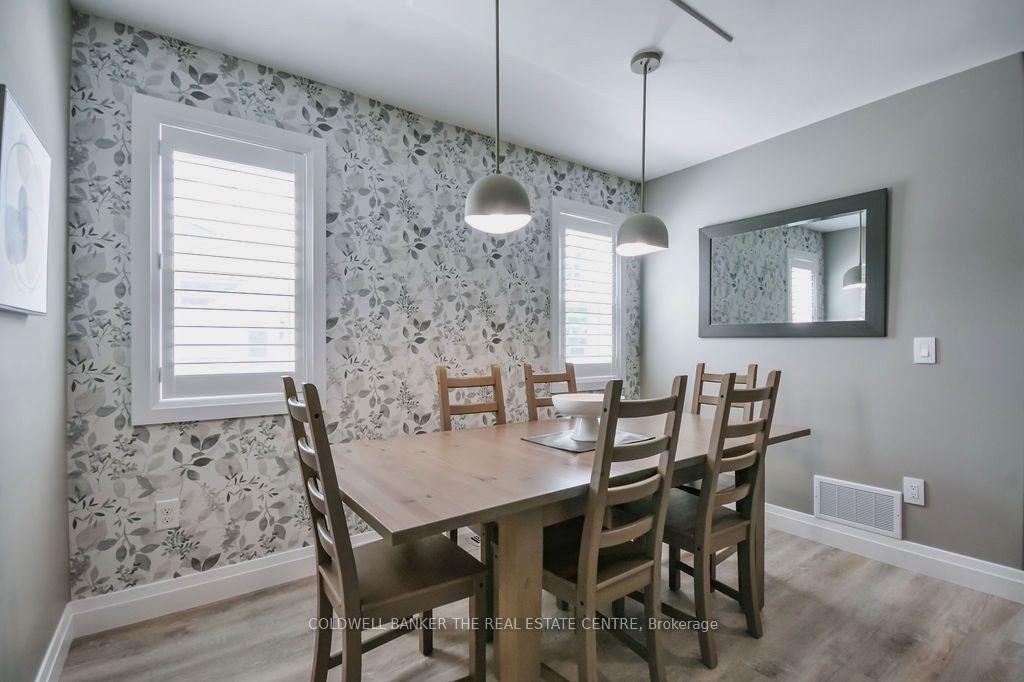 Photo 18 of 37 Pearl Drive, Orillia — HOMEH