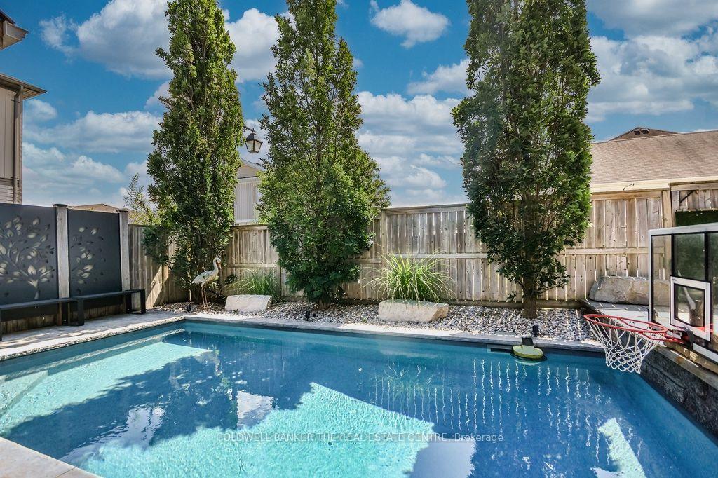 Photo 35 of 37 Pearl Drive, Orillia — HOMEH
