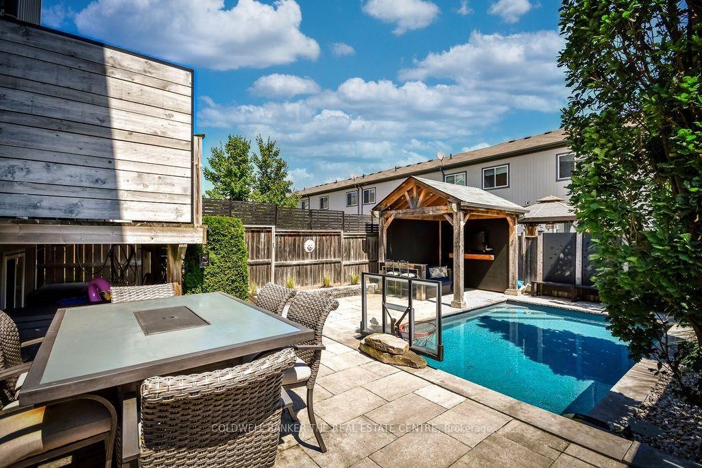Photo 40 of 37 Pearl Drive, Orillia — HOMEH