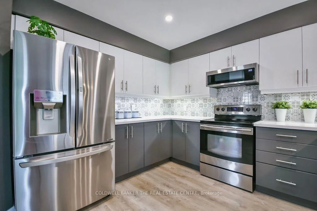Photo 8 of 37 Pearl Drive, Orillia — HOMEH