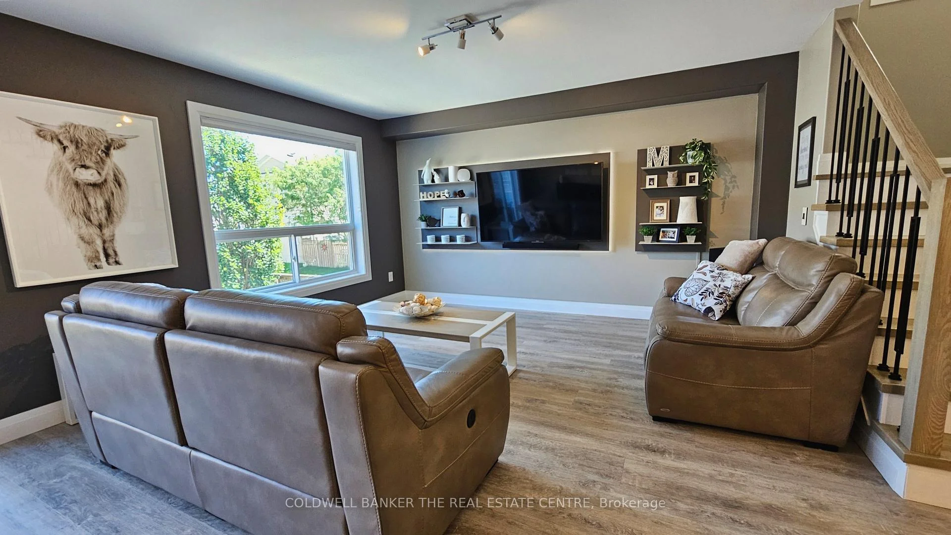 Photo 14 of 37 Pearl Drive, Orillia — HOMEH