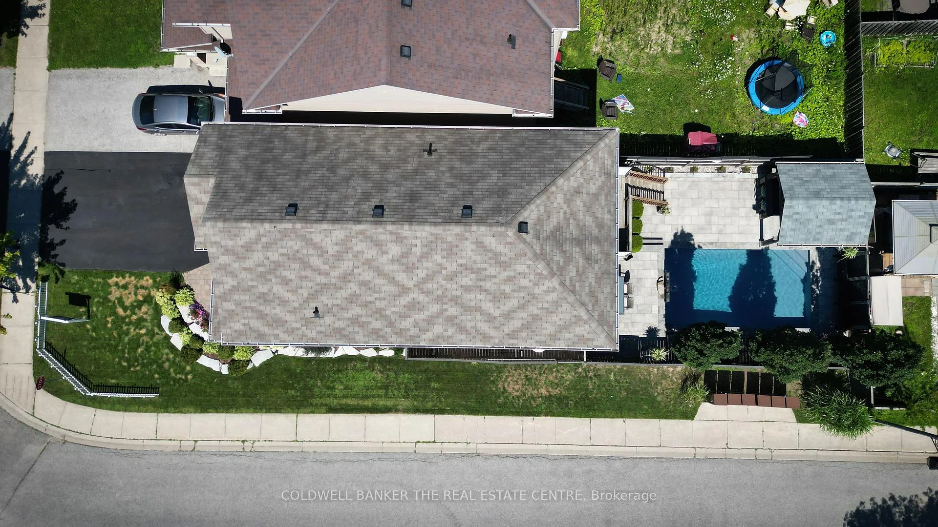 Photo 34 of 37 Pearl Drive, Orillia — HOMEH
