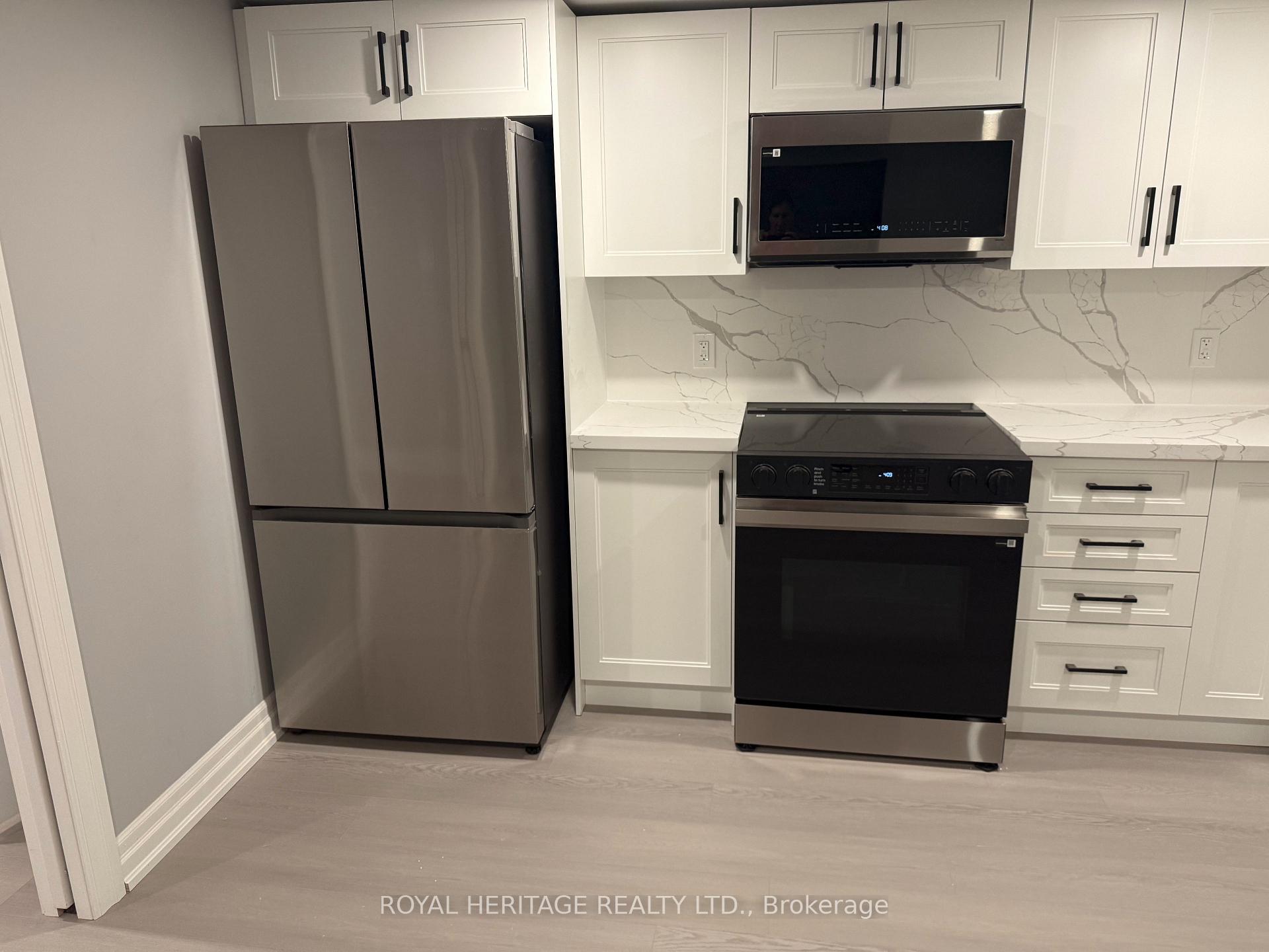 Photo 36 of Unit B, 286 Lorindale Drive, Oshawa, Donevan — HOMEH
