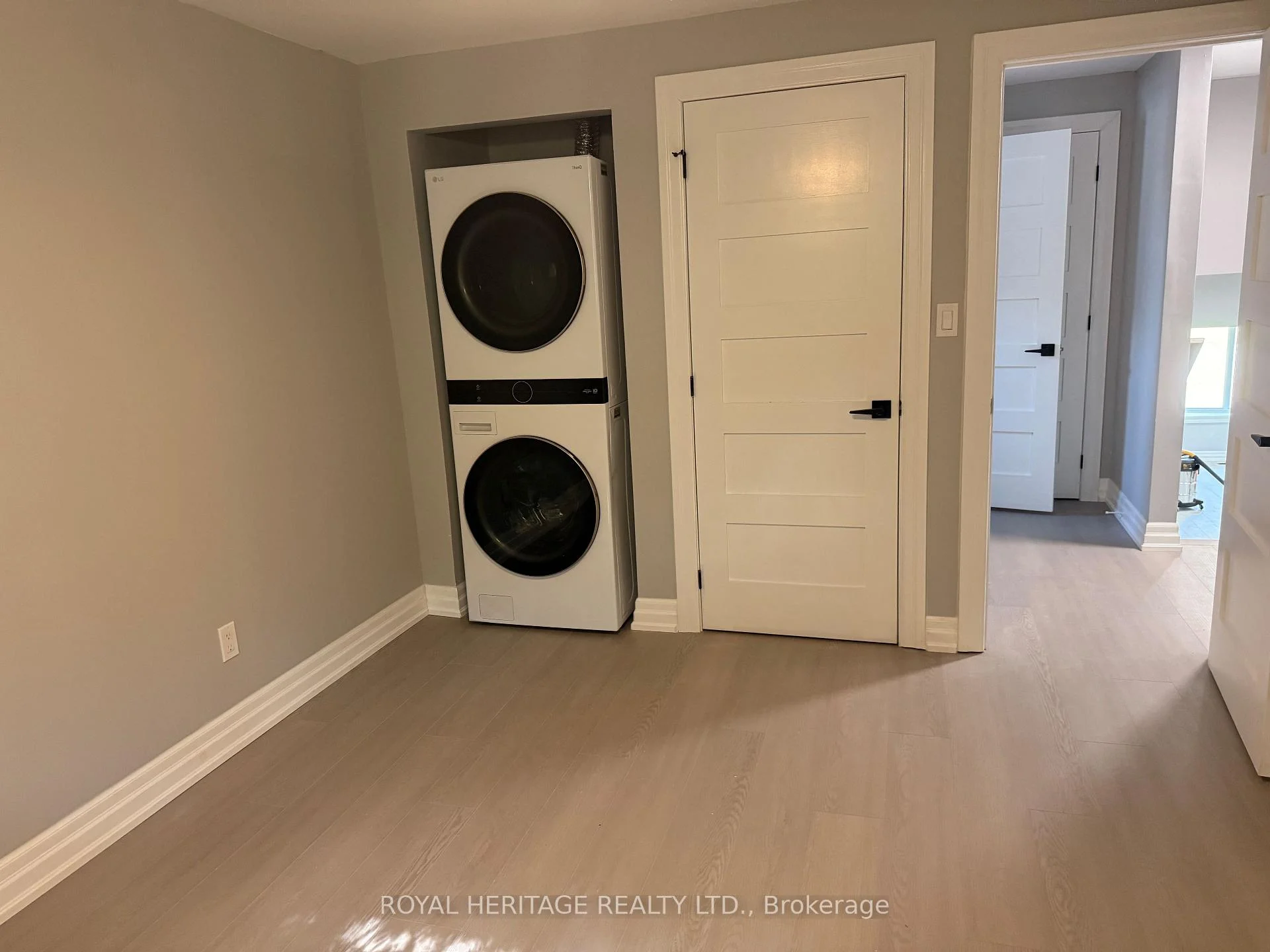 Photo 40 of Unit A, 286 Lorindale Drive, Oshawa, Donevan — HOMEH