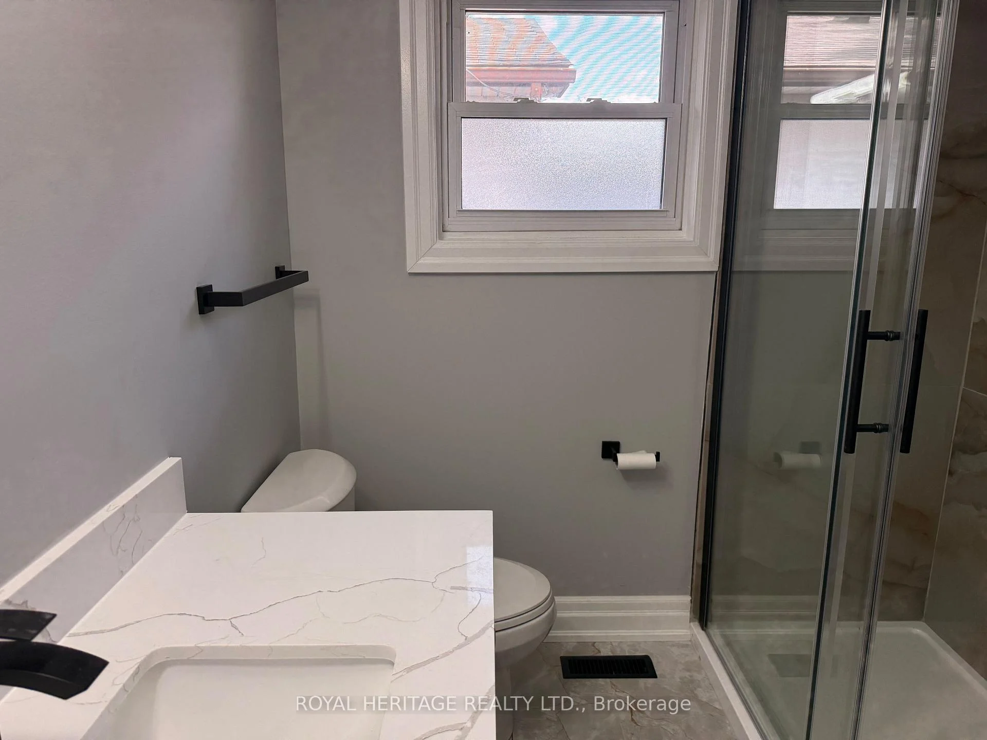 Photo 42 of Unit A, 286 Lorindale Drive, Oshawa, Donevan — HOMEH
