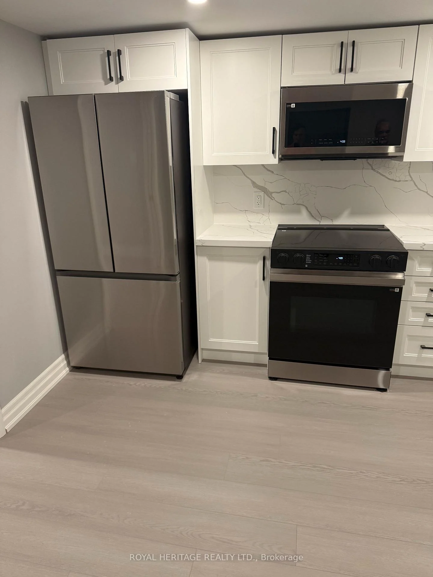 Photo 43 of Unit A, 286 Lorindale Drive, Oshawa, Donevan — HOMEH
