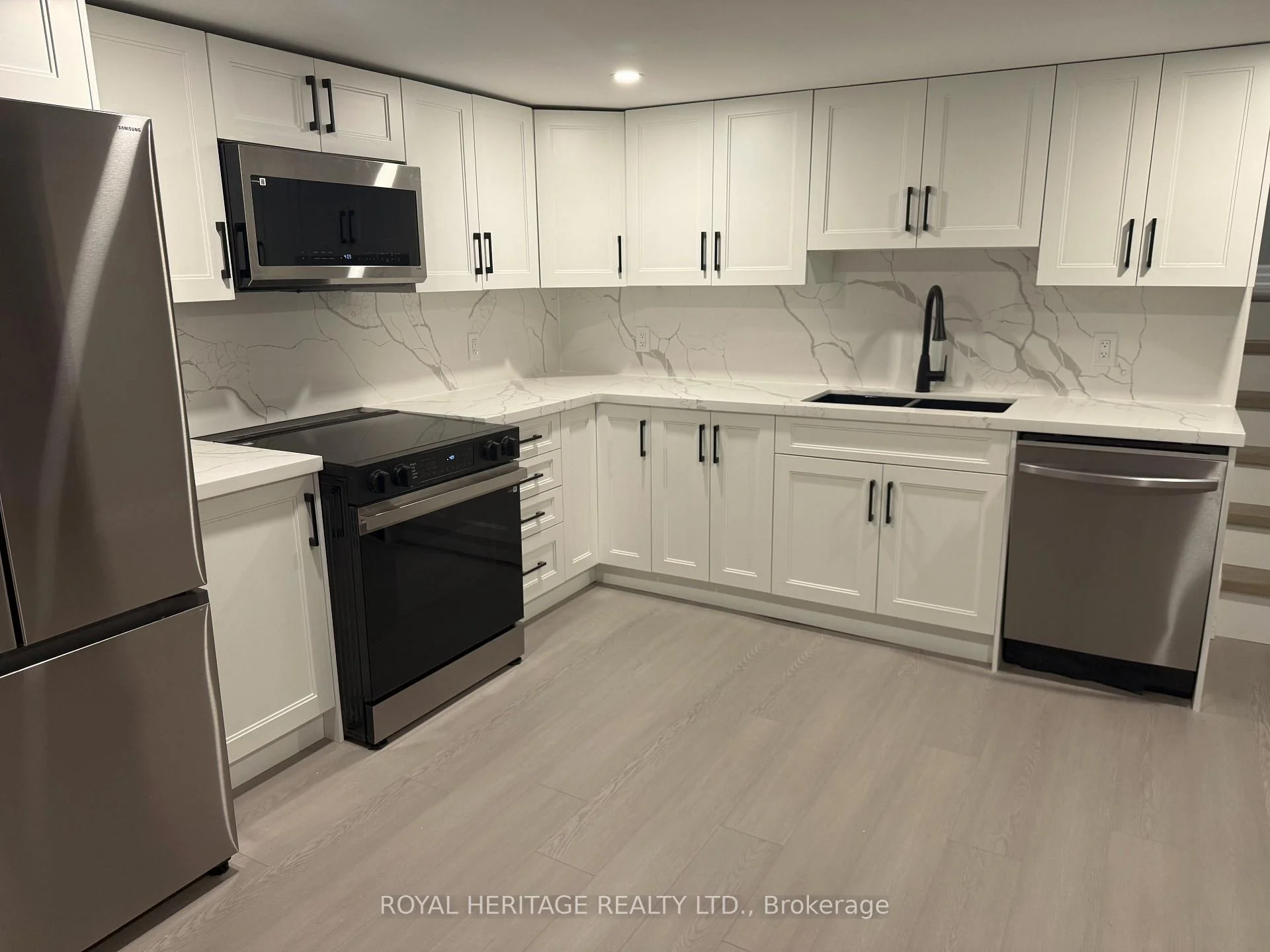 Photo 45 of Unit A, 286 Lorindale Drive, Oshawa, Donevan — HOMEH