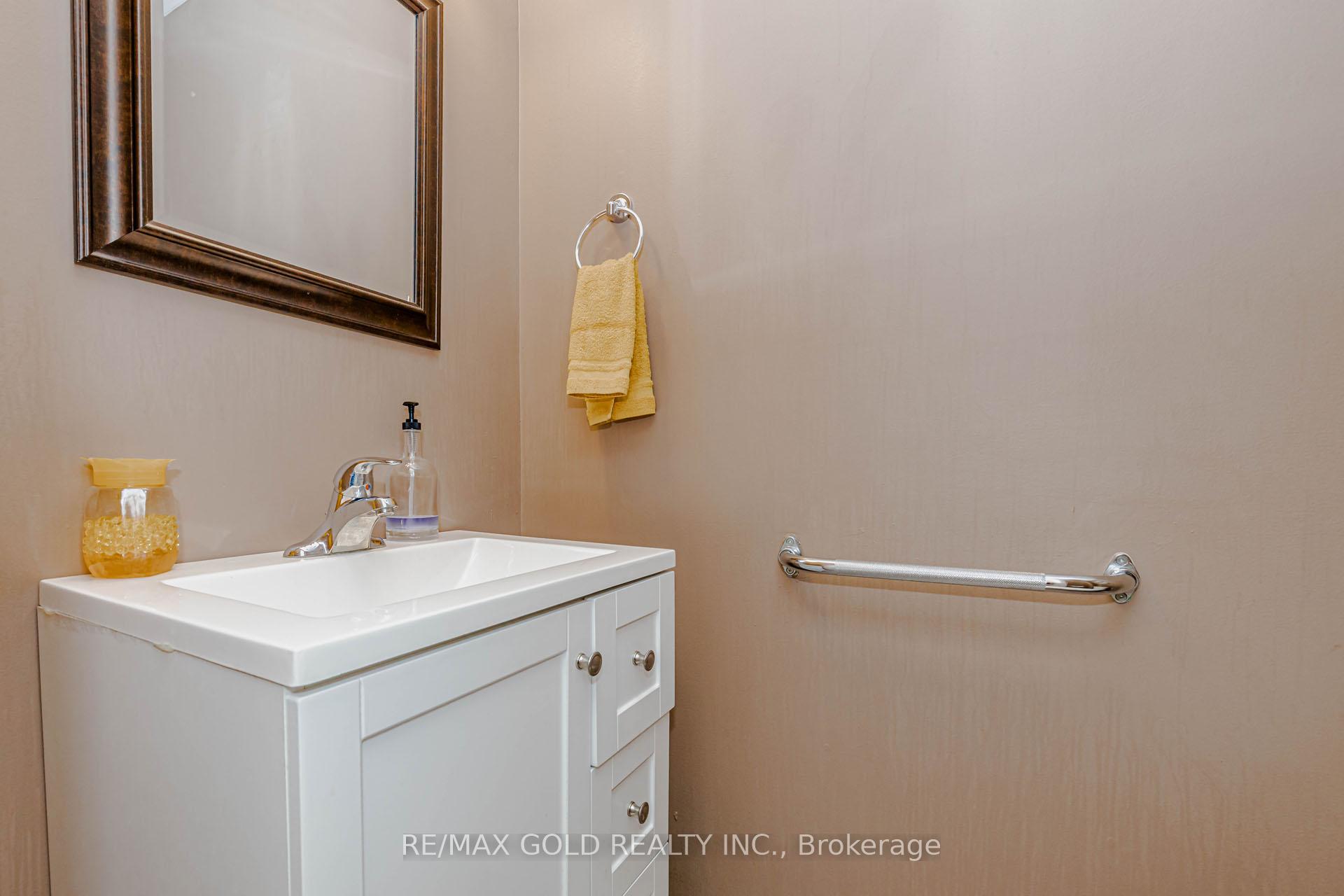 Photo 14 of 62 Charters Road, Brampton, Madoc — HOMEH