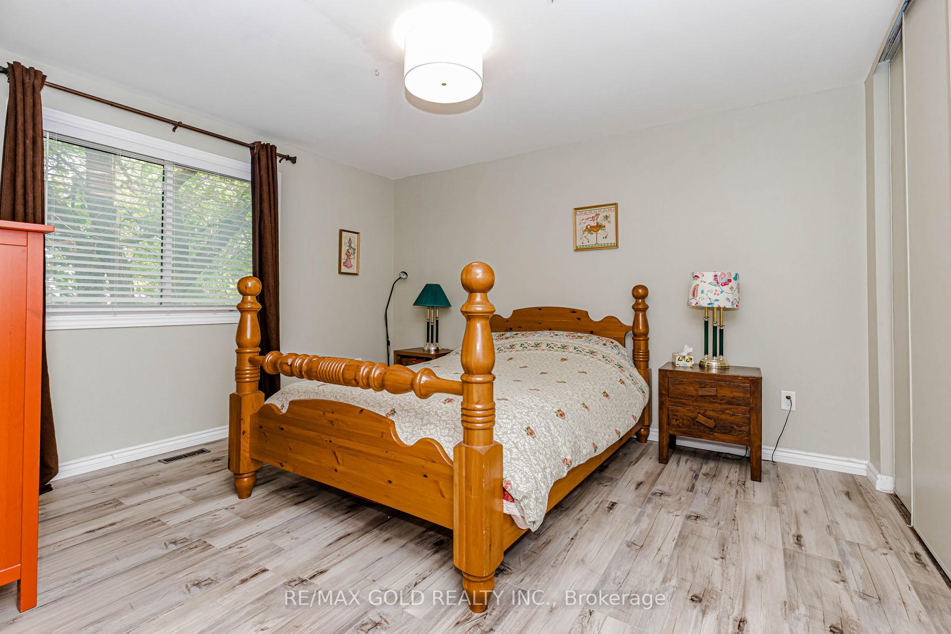 Photo 16 of 62 Charters Road, Brampton, Madoc — HOMEH