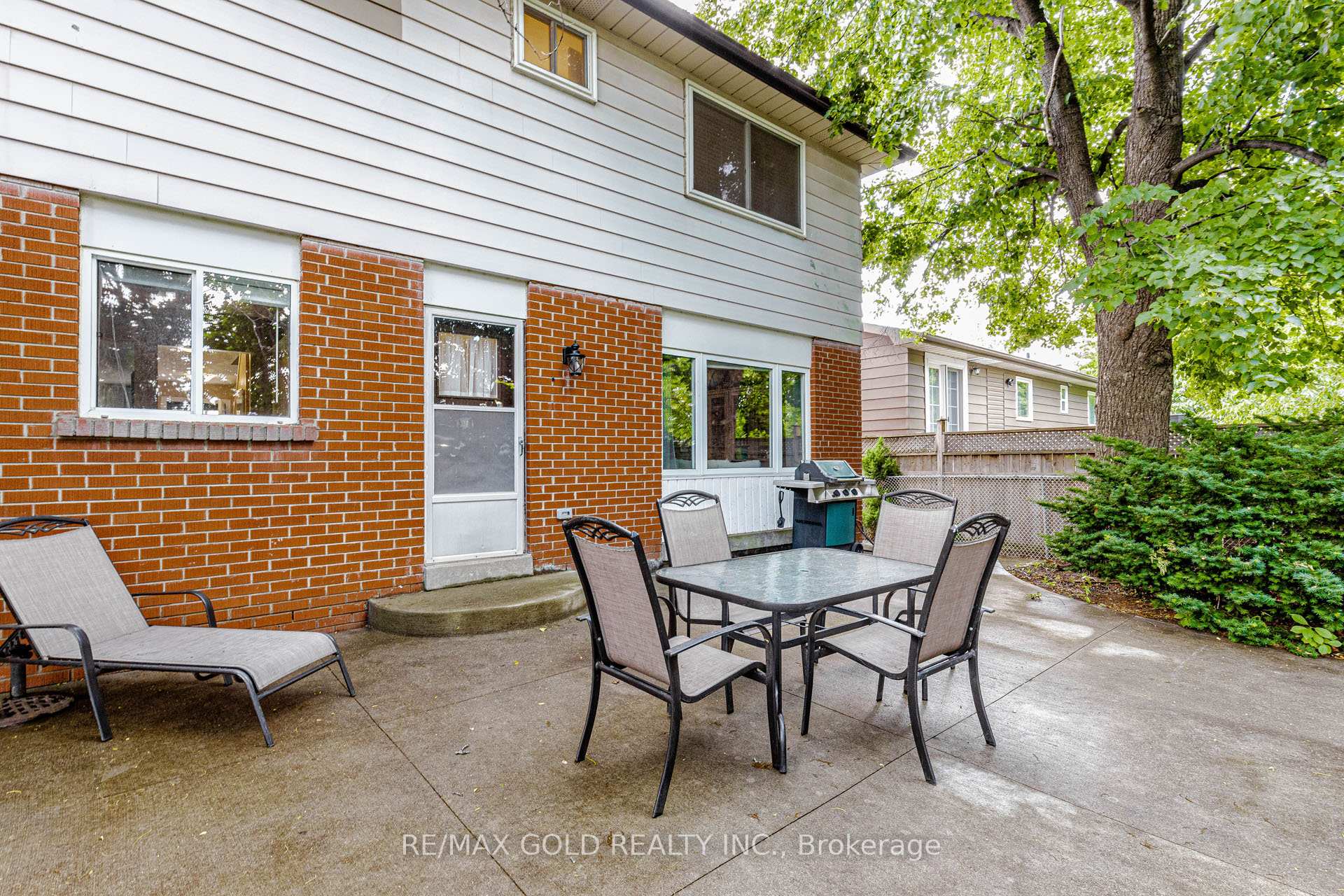 Photo 35 of 62 Charters Road, Brampton, Madoc — HOMEH