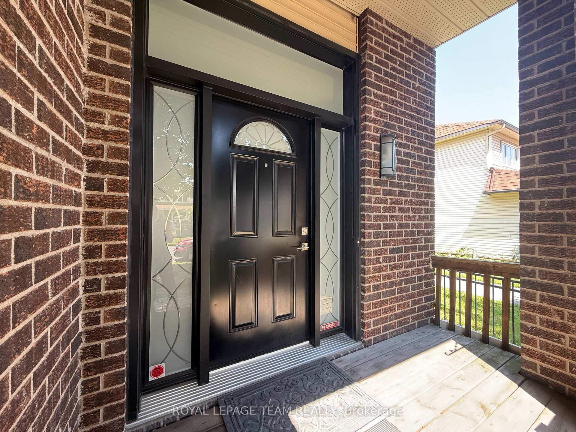 Photo 3 of 31 Rastila Crescent, Ottawa, Hunt Club Park/Greenboro — HOMEH