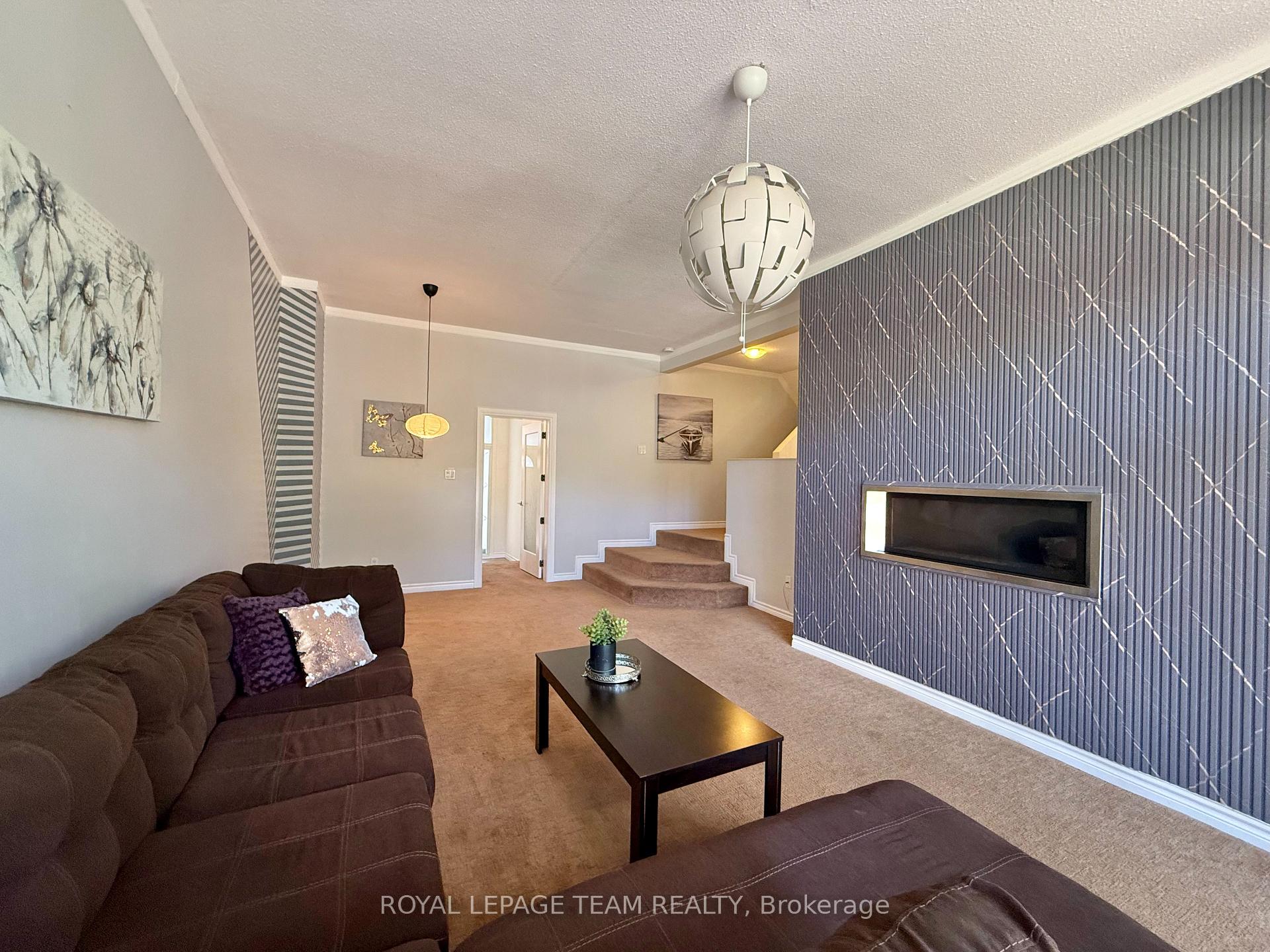 Photo 6 of 31 Rastila Crescent, Ottawa, Hunt Club Park/Greenboro — HOMEH