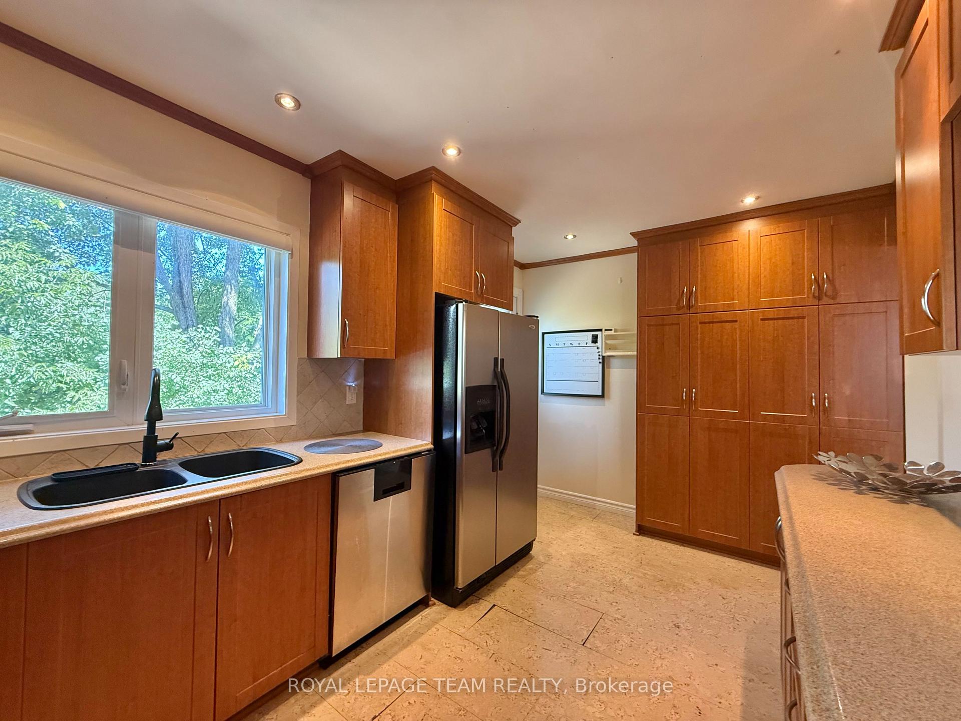 Photo 11 of 31 Rastila Crescent, Ottawa, Hunt Club Park/Greenboro — HOMEH