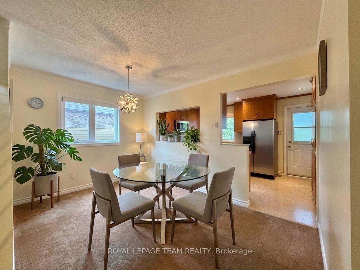 Photo 13 of 31 Rastila Crescent, Ottawa, Hunt Club Park/Greenboro — HOMEH