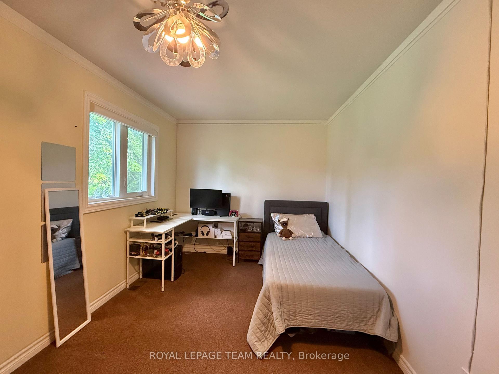 Photo 18 of 31 Rastila Crescent, Ottawa, Hunt Club Park/Greenboro — HOMEH