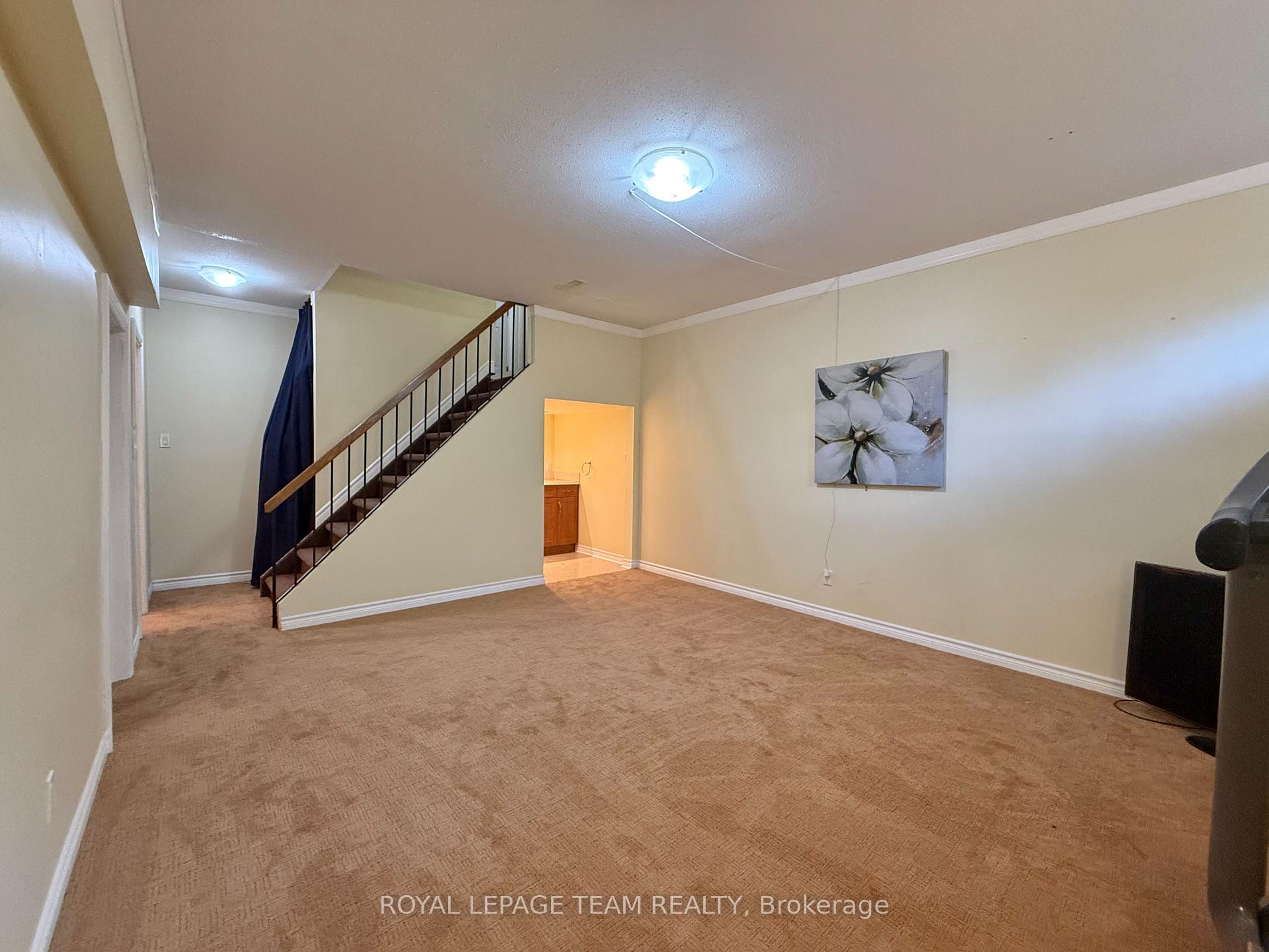 Photo 20 of 31 Rastila Crescent, Ottawa, Hunt Club Park/Greenboro — HOMEH