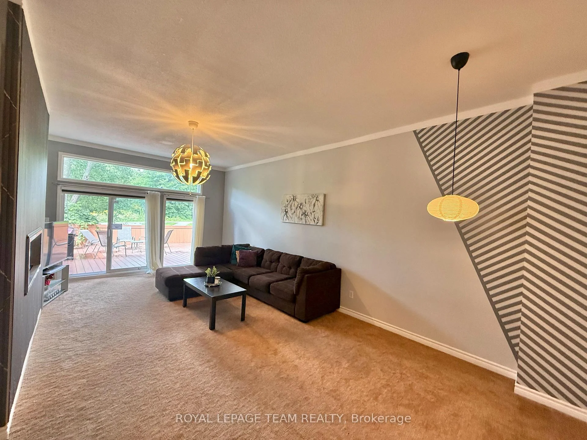 Photo 5 of 31 Rastila Crescent, Ottawa, Hunt Club Park/Greenboro — HOMEH