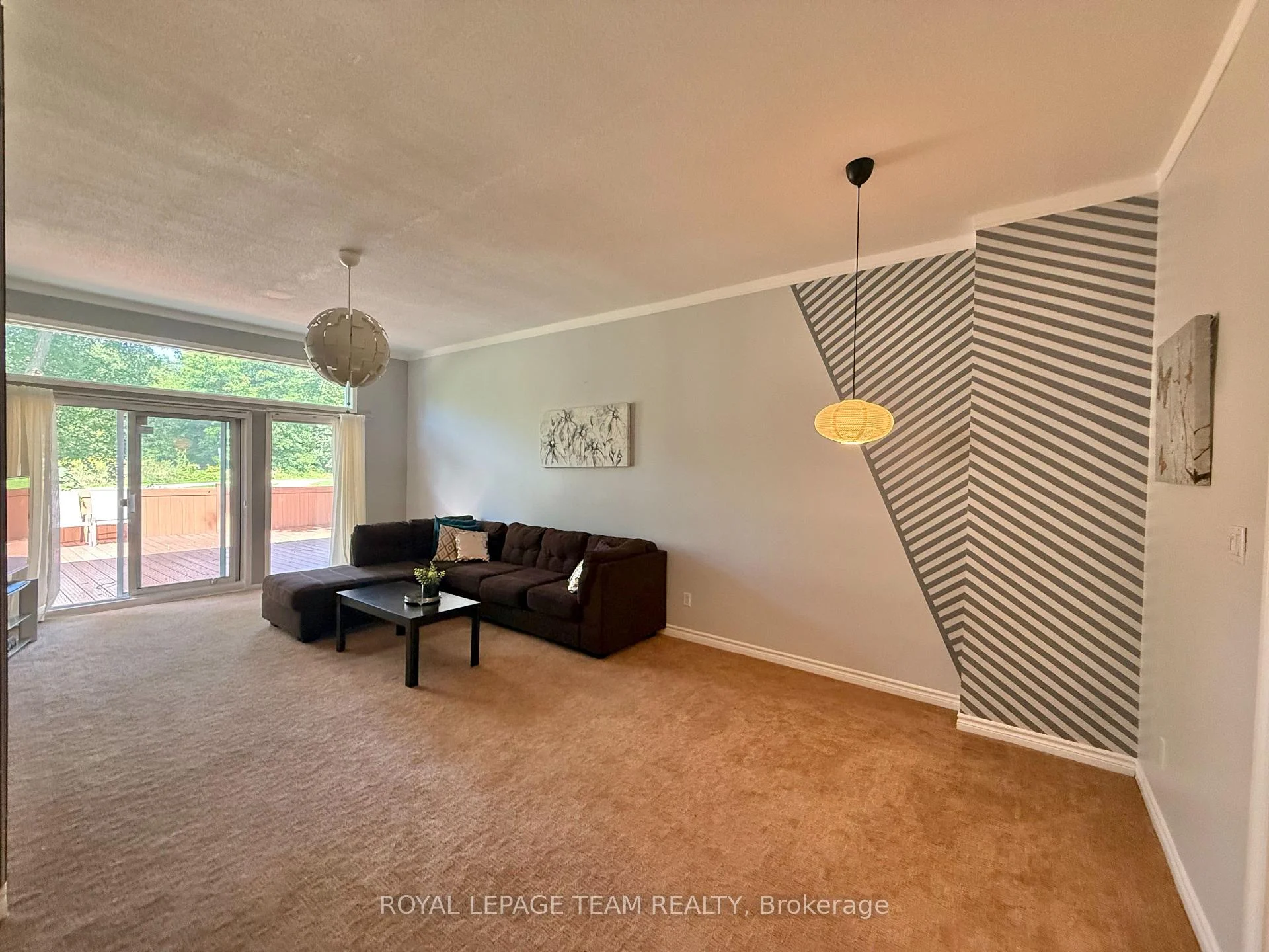 Photo 8 of 31 Rastila Crescent, Ottawa, Hunt Club Park/Greenboro — HOMEH