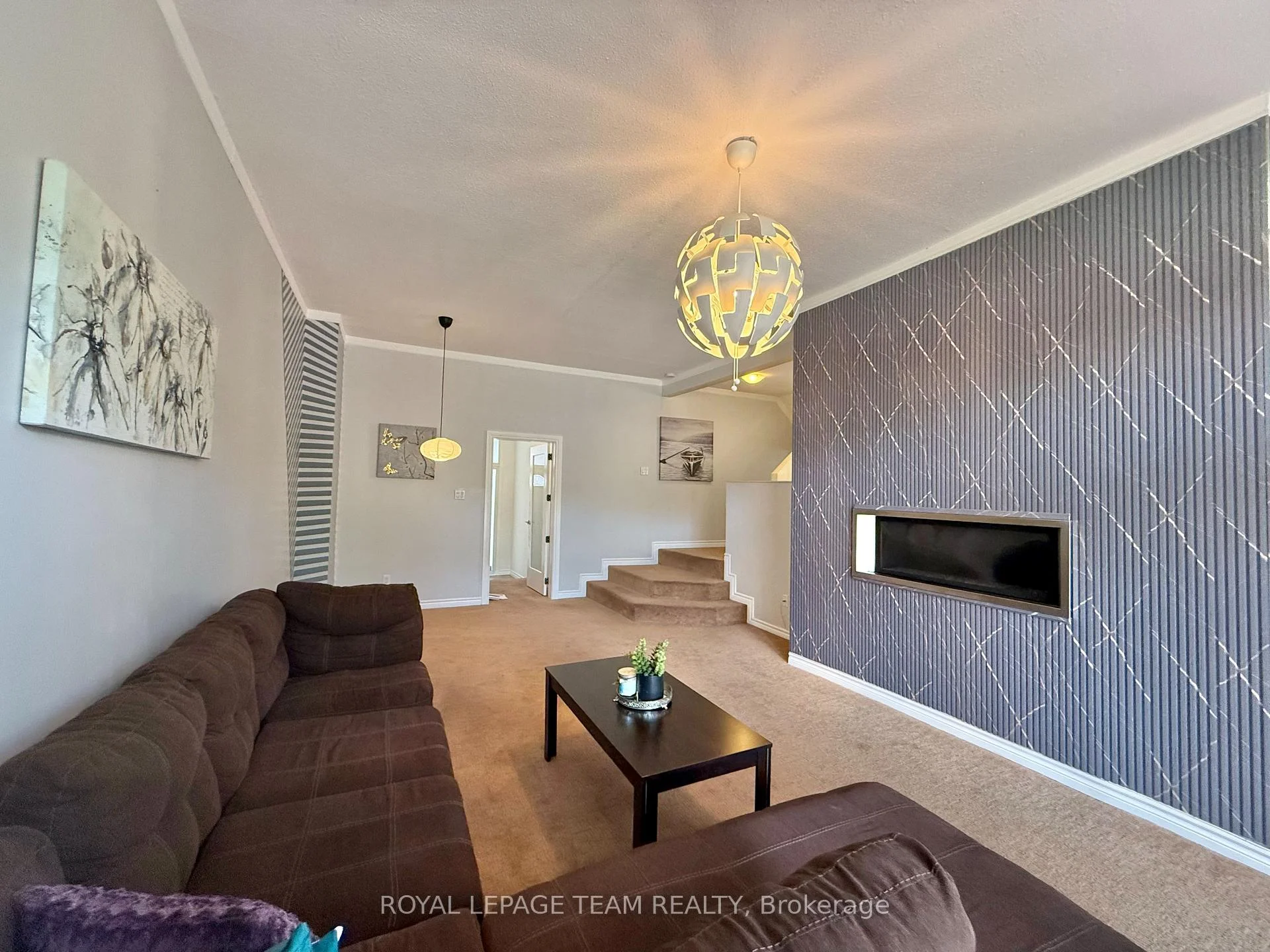 Photo 9 of 31 Rastila Crescent, Ottawa, Hunt Club Park/Greenboro — HOMEH