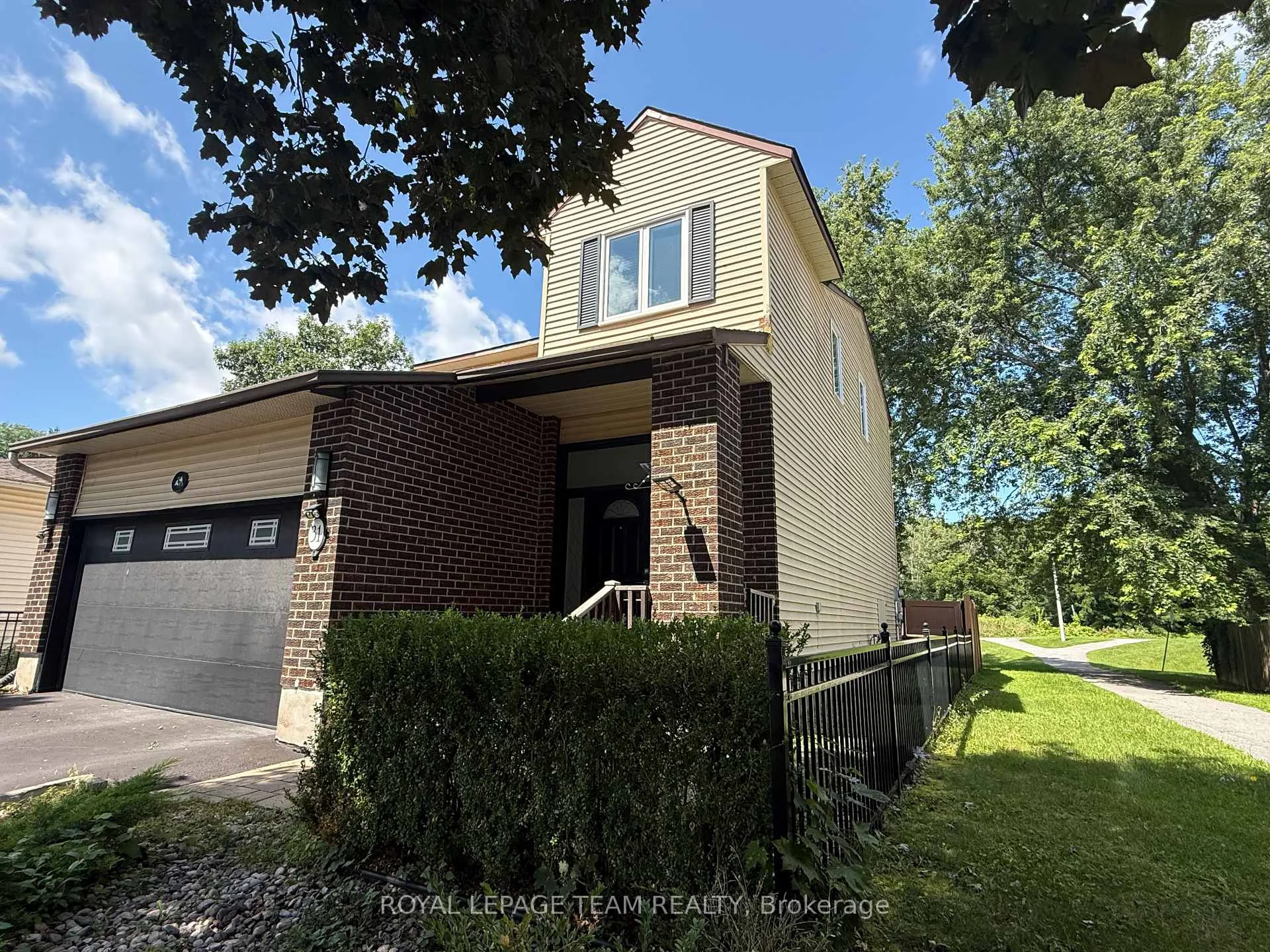 Photo 29 of 31 Rastila Crescent, Ottawa, Hunt Club Park/Greenboro — HOMEH